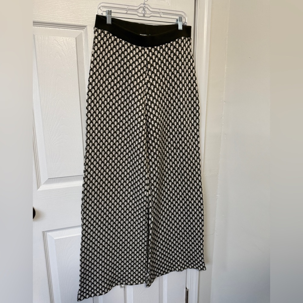 Zara Green and White Knit Pants
